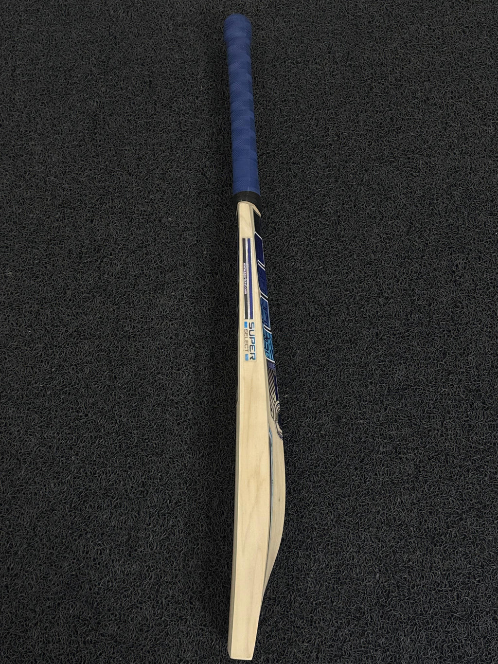 SS Super Select Player Grade English Willow Cricket Bat - Short Handle SH
